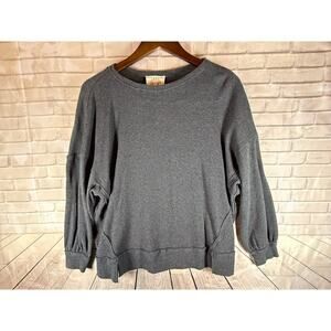 Fantastic Fawn Oversized Long‎ Sleeve Gray Shirt Small